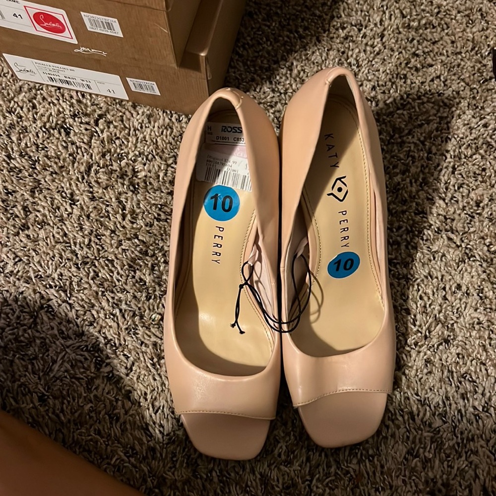 Katy Perry’s Heels
